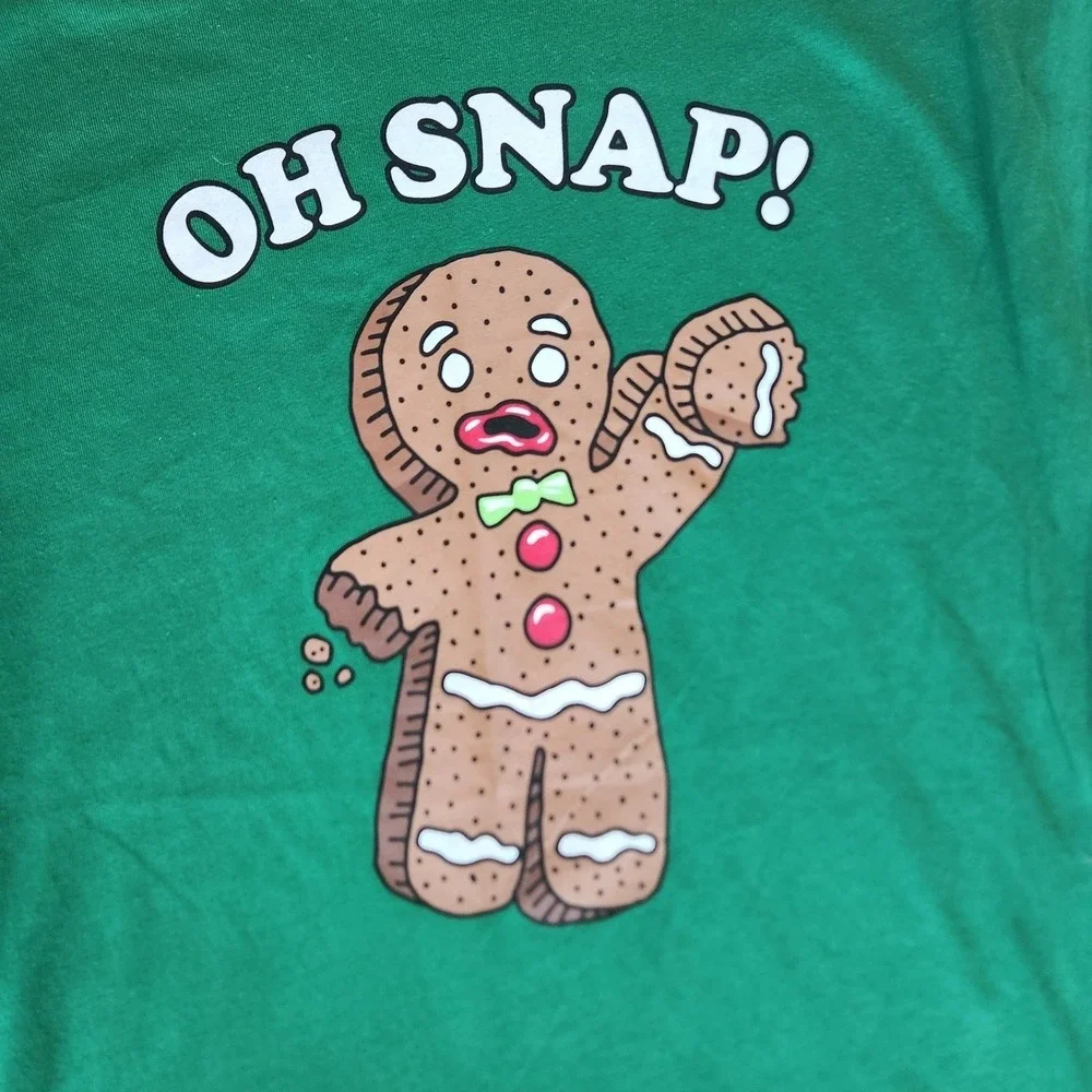 Holiday Time Oh Snap Gingerbread Man Graphic‎ T-Shirt Christmas Tee Green